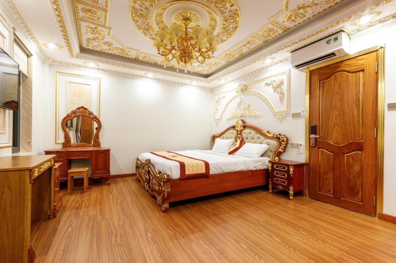 Tri Tam Hotel - Khach San Tri Tam Ben Luc Экстерьер фото