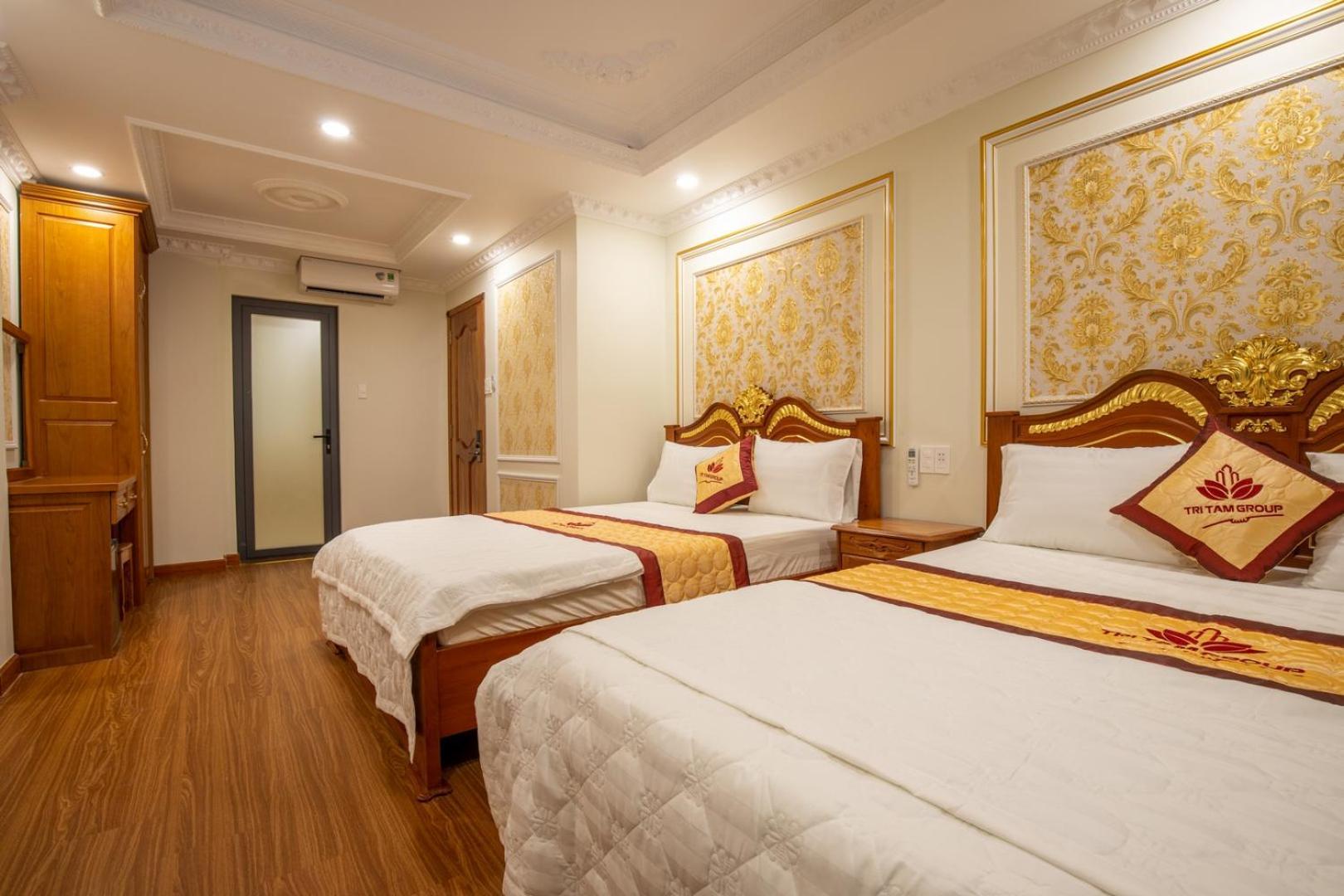 Tri Tam Hotel - Khach San Tri Tam Ben Luc Экстерьер фото