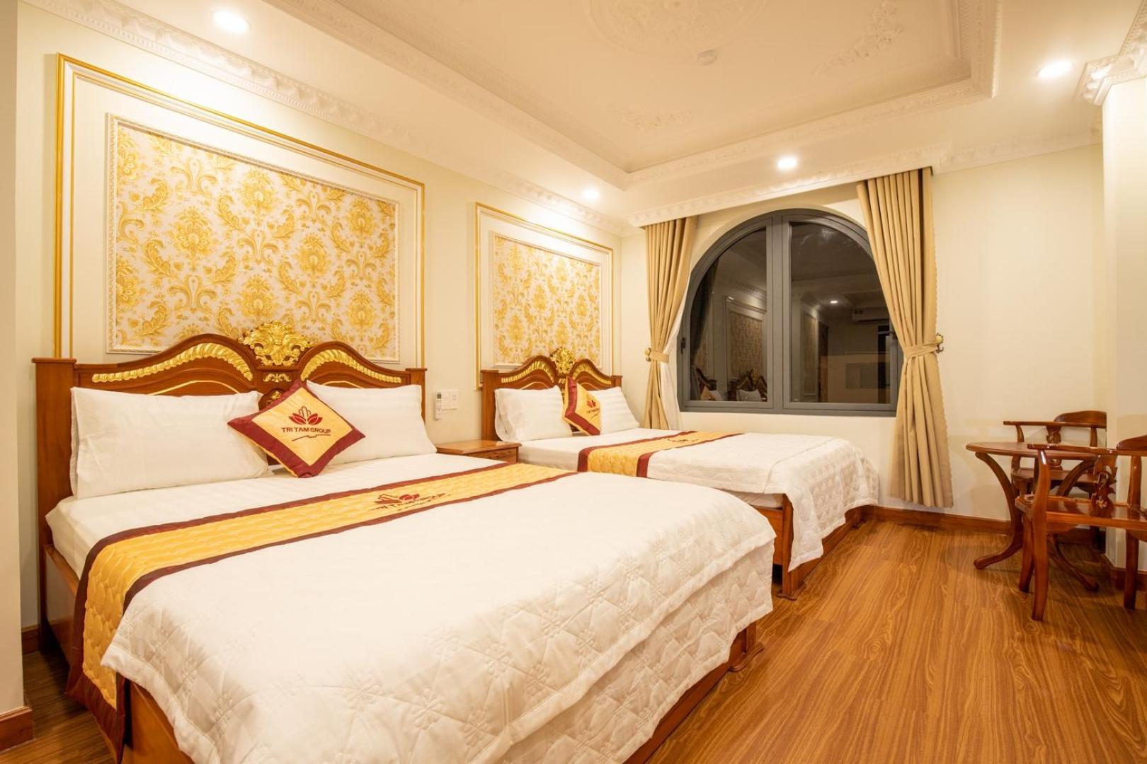 Tri Tam Hotel - Khach San Tri Tam Ben Luc Экстерьер фото